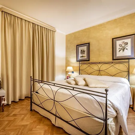 Palazzo Gamba Al Duomo Florenz