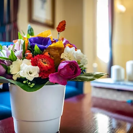 Aparthotel Palazzo Gamba Al Duomo 4*