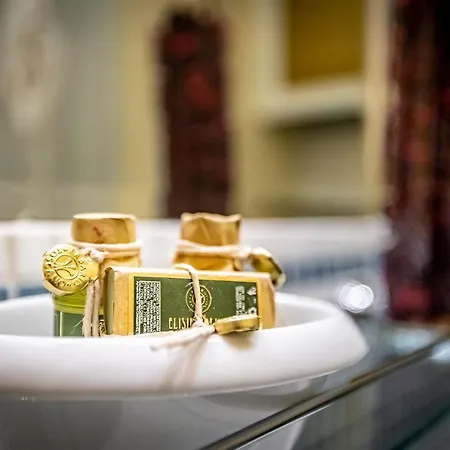 Aparthotel Palazzo Gamba Al Duomo 4*