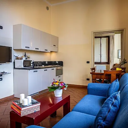 Palazzo Gamba Al Duomo Ξενοδοχείο με διαμερίσματα 4*