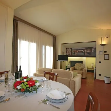 Aparthotel Palazzo Gamba Al Duomo 4*