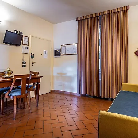Apartahotel Palazzo Gamba Al Duomo Florencia
